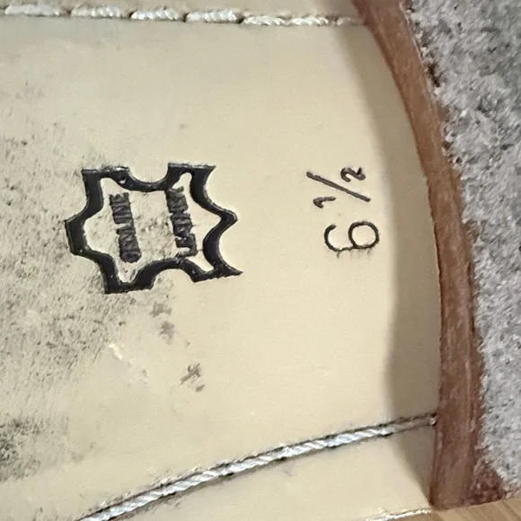 Palm Beach Sandals Cream and White Floral Sandals - Picture 3 of 5